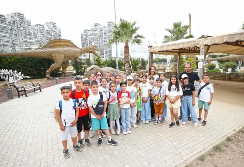 Karşıyaka’da Çocuklara Bilim ve Eğlence Dolu Yaz Programı