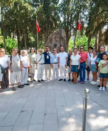 Karşıyaka’da Atatürk’ün İzinde Tarihi Tur Başladı