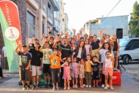 Karşıyaka'da Sokak Senin Coşkusu Sürüyor