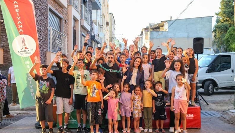 Karşıyaka'da Sokak Senin Coşkusu Sürüyor