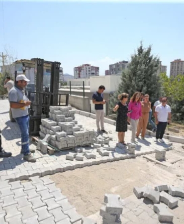 Karşıyaka'da Ulaşım İçin Yoğun Mesai