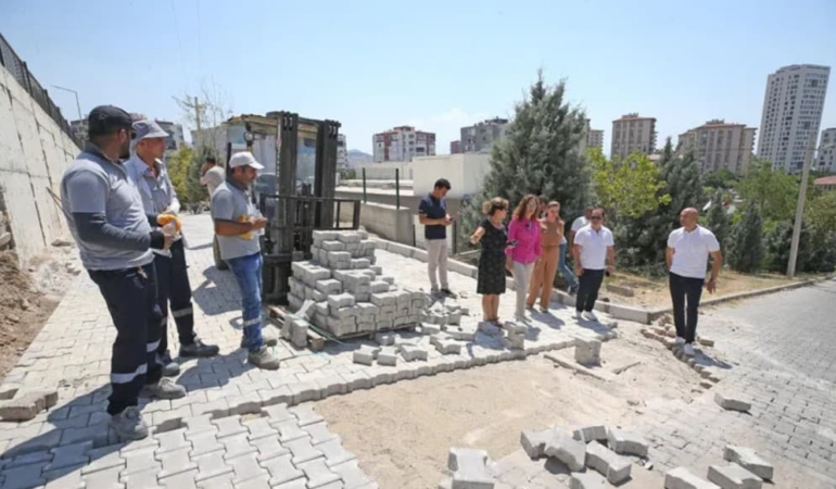 Karşıyaka’da Ulaşım İçin Yoğun Mesai
