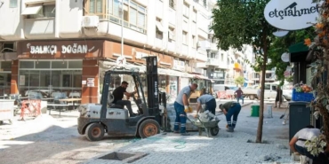 Bostanlı’da Cemal Bülbül Sokak Baştan Aşağı Yenileniyor