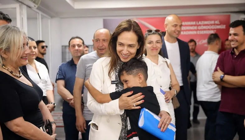 Karşıyaka’da Çocuklar İçin “Genç Ses” Koroları Kuruluyor